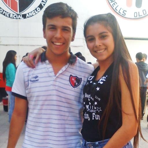 AgostinaLDP's profile picture. ♥ Bancando y amando hasta el final a los 2 amores de mi vida @Lparedss , @pichyerbes ♥ 21/2/14 Me empezó a seguir lean♥. CR7♥ @blandioficial ♥ @matiascaruzzo6 ♥