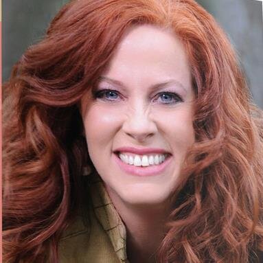 Happy Wife of Michael Mellett, blessed Mother of 5 Jesus lovin kiddos, Pastor, Worship Leader, Author of Brave & Beautiful, & Conference Speaker!