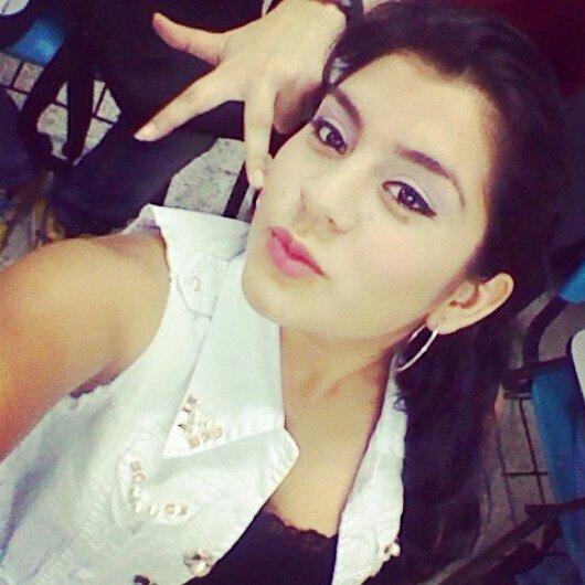 angieyare's profile picture. 