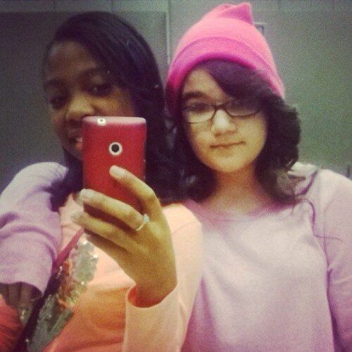 arianas_ave's profile picture. 