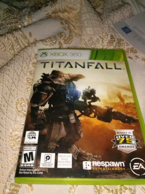 FEEDMEMORE167's profile picture. 