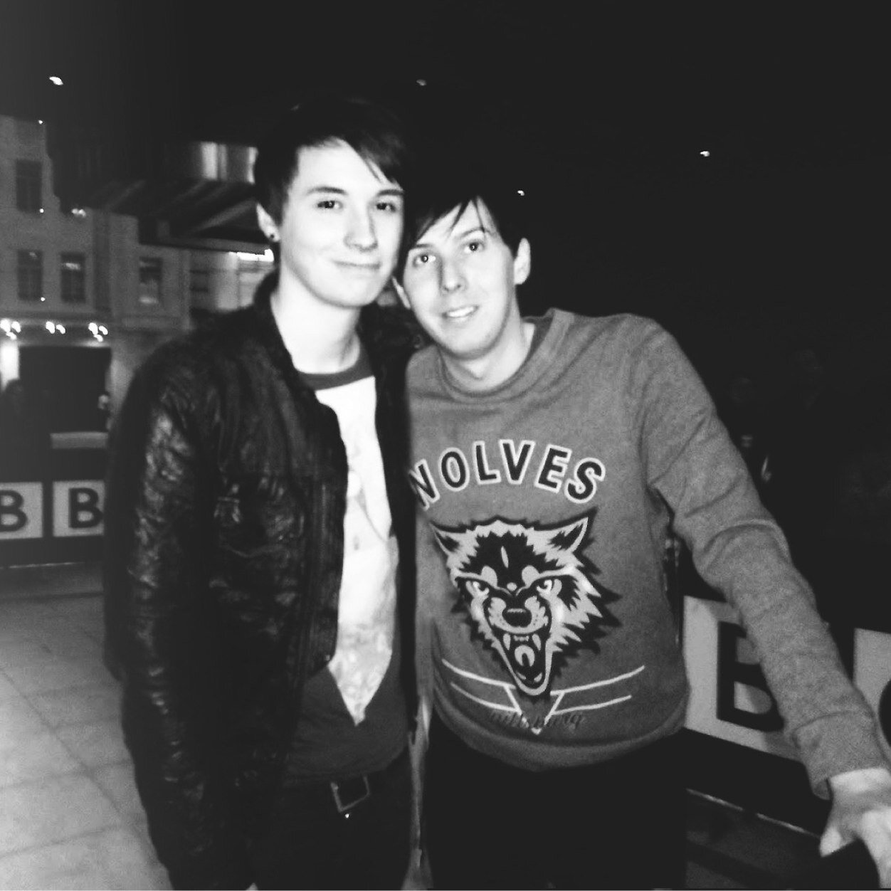 youtube and bands ✿ phil tweeted 21/04/14