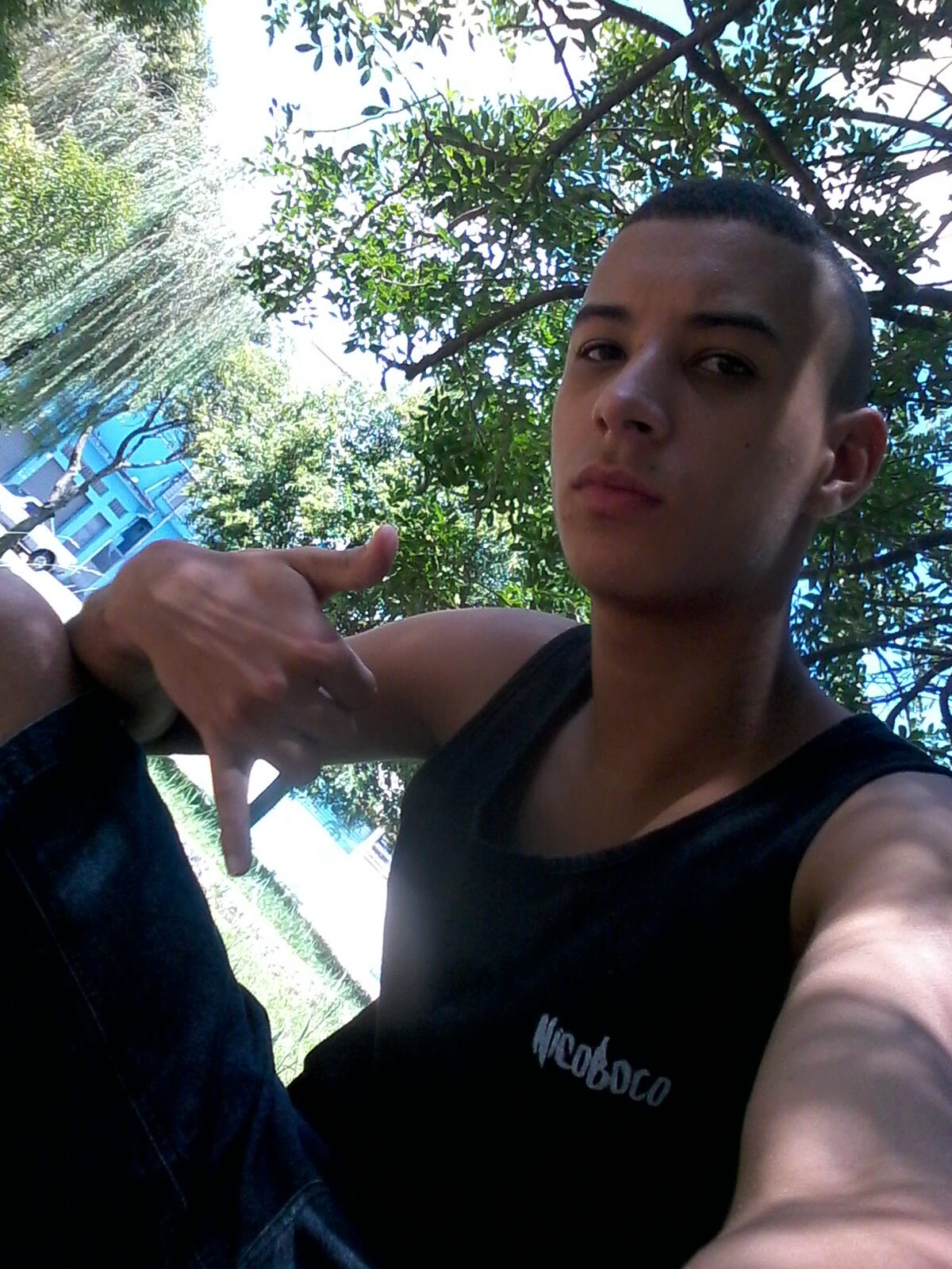 eu tenho fÉ em Deus ê no menino Jesus !!8*