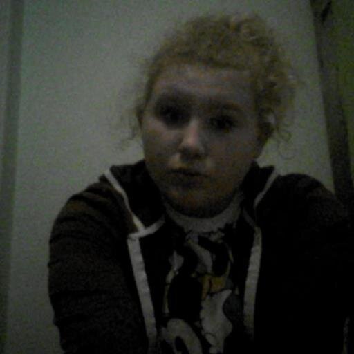 I love black veil brides I enjoy going to DCAS and mostly i love my friends