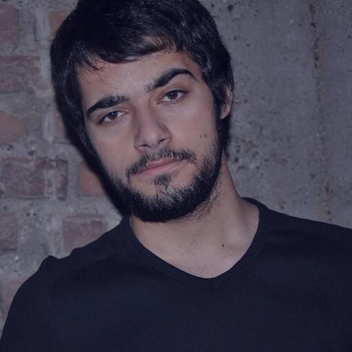 Söylediğini yapar, yaptığını söylemez.Evet görünmez kahraman benim.