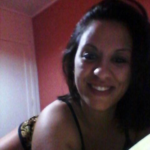 tatianebueno19's profile picture. 