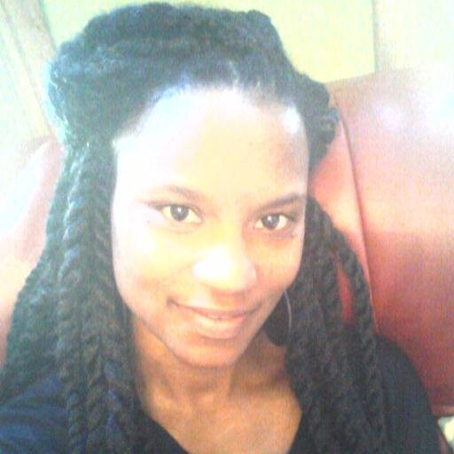 mskrisluv8's profile picture. The biggest heart with a wall built around it!!!