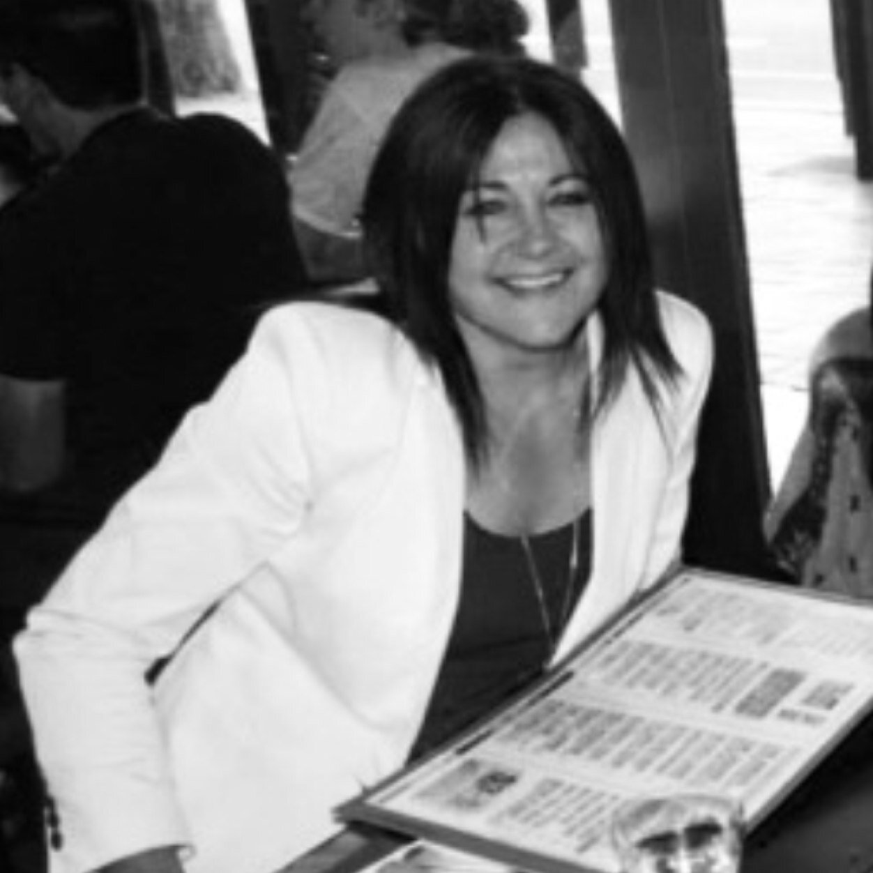 President @MetroUnitedWFC                        Executive Assistant FINANCIA