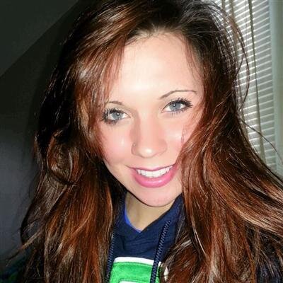 Fayyw8's profile picture. Lots of comedians have people they try to mimic. I mimic my shadow.