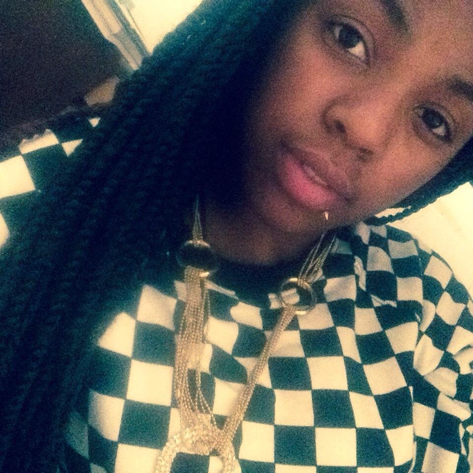 what it is? wassup? got your neggah in a cut ;) 
ordinary girl try to do my best imma talented girl
imma addicted to the fashion #singer *.*