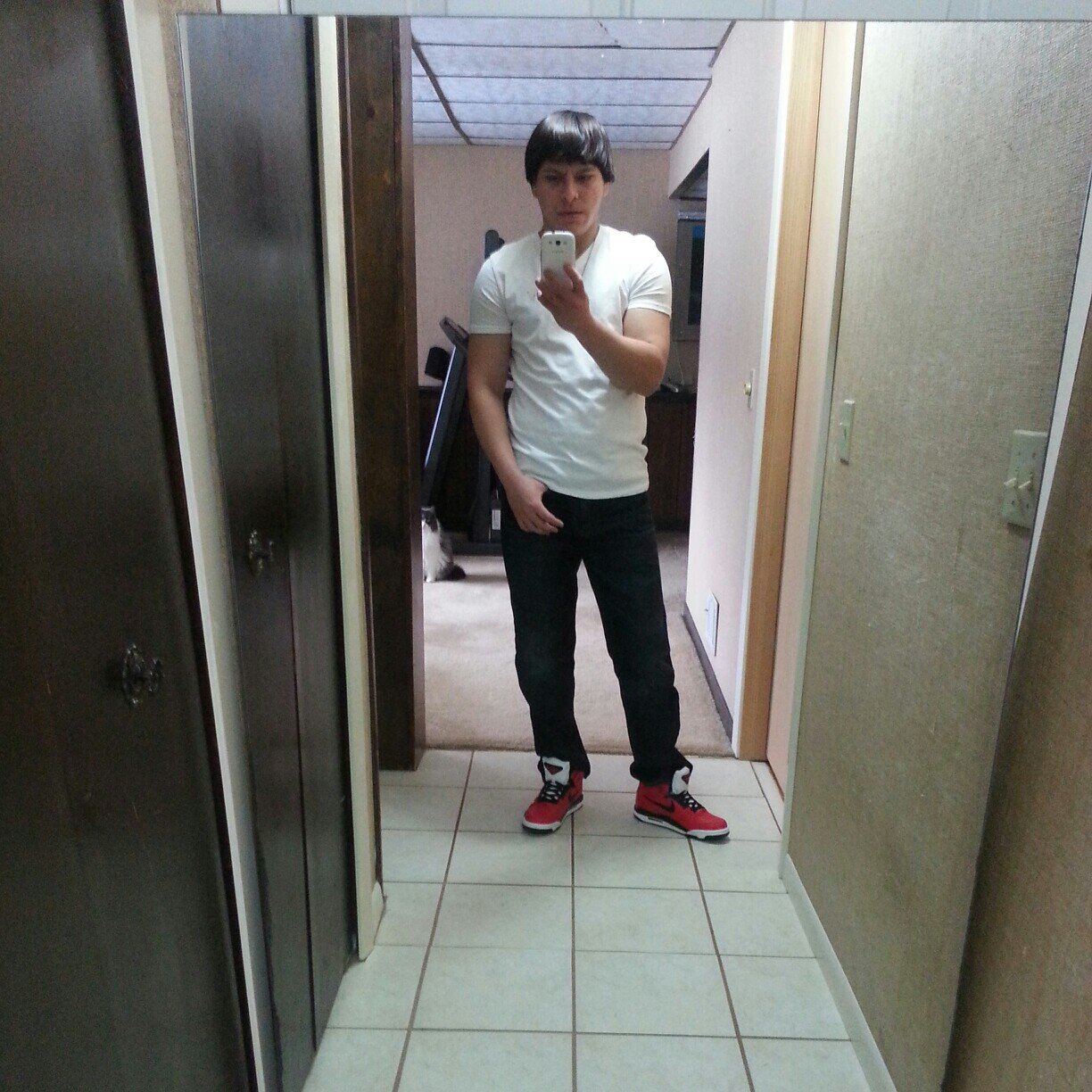 mendezanthony3's profile picture. believe in yourself ♥