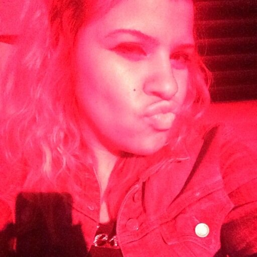 msRedEsc0bar's profile picture. expressionism art, illustrator, painter graphic artist, poet, fashion designer n ghost writer