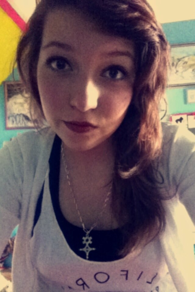 16 yo. Arts et théâtres. ♥ Vous êtes complètement déboussolée mais je vais vous dire un secret, la plupart des gens bien le sont.