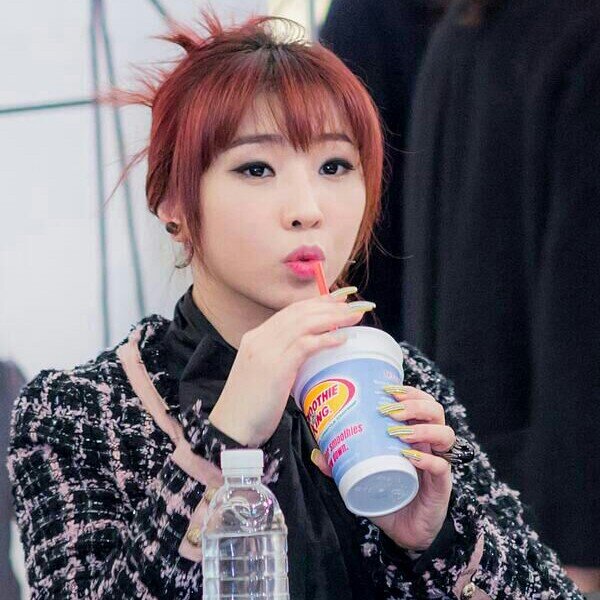 2ne1 Minzy | Famous in @FameAgencyRP_ | 94 L |