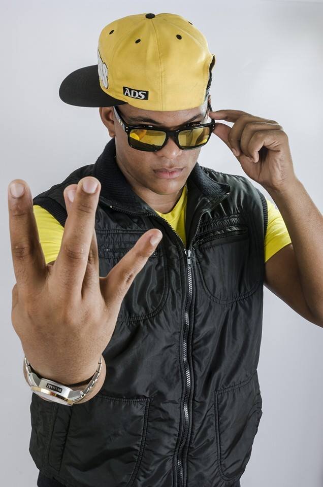FC Família Paraíso , Amo Funk e sou Muito Fã do @Mcwilldoparaiso Fortalece Geral de #RT Veeeeem que Vem !