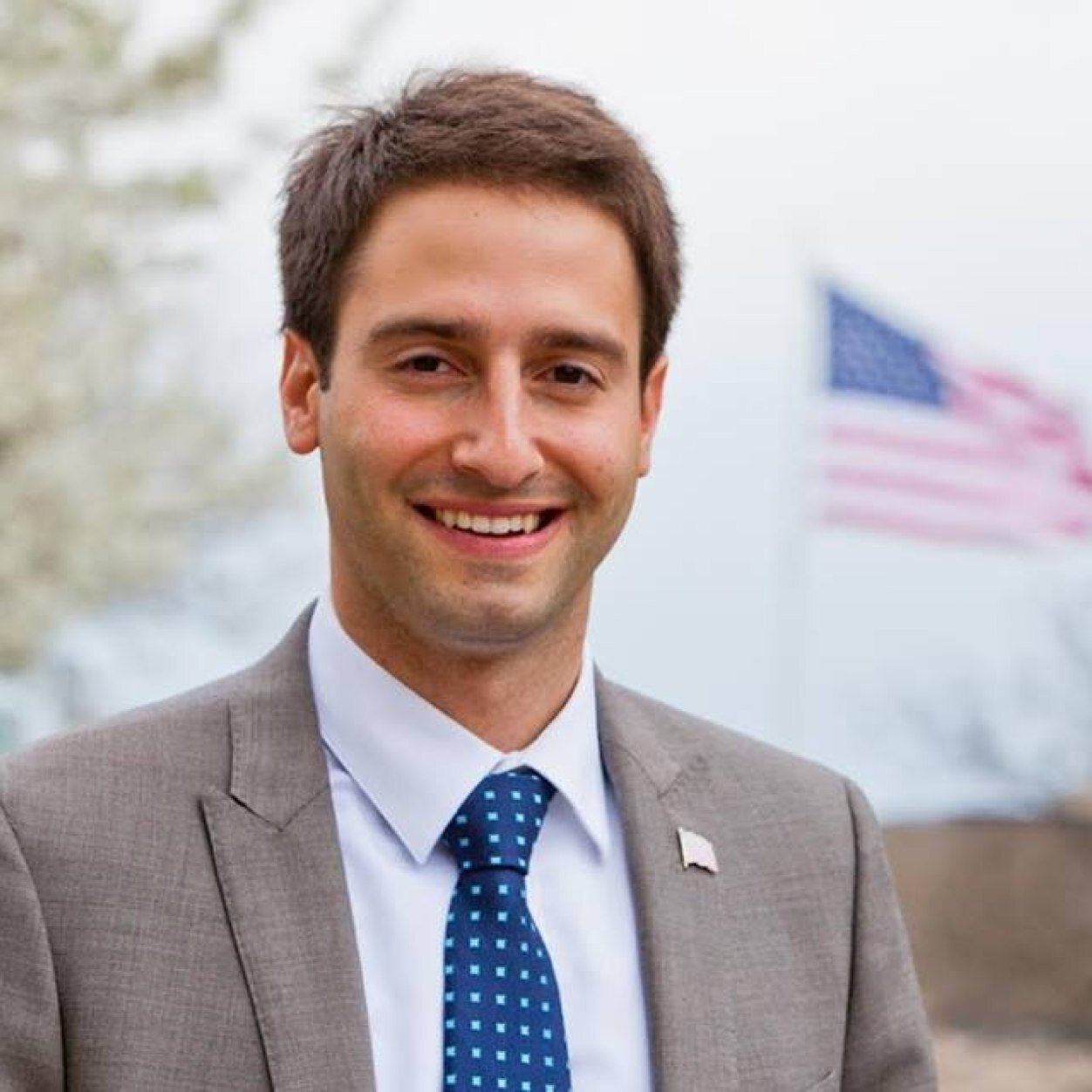 LagosForJobs's profile picture. Lagos' Campaign For State Rep. Ohio's 79th District