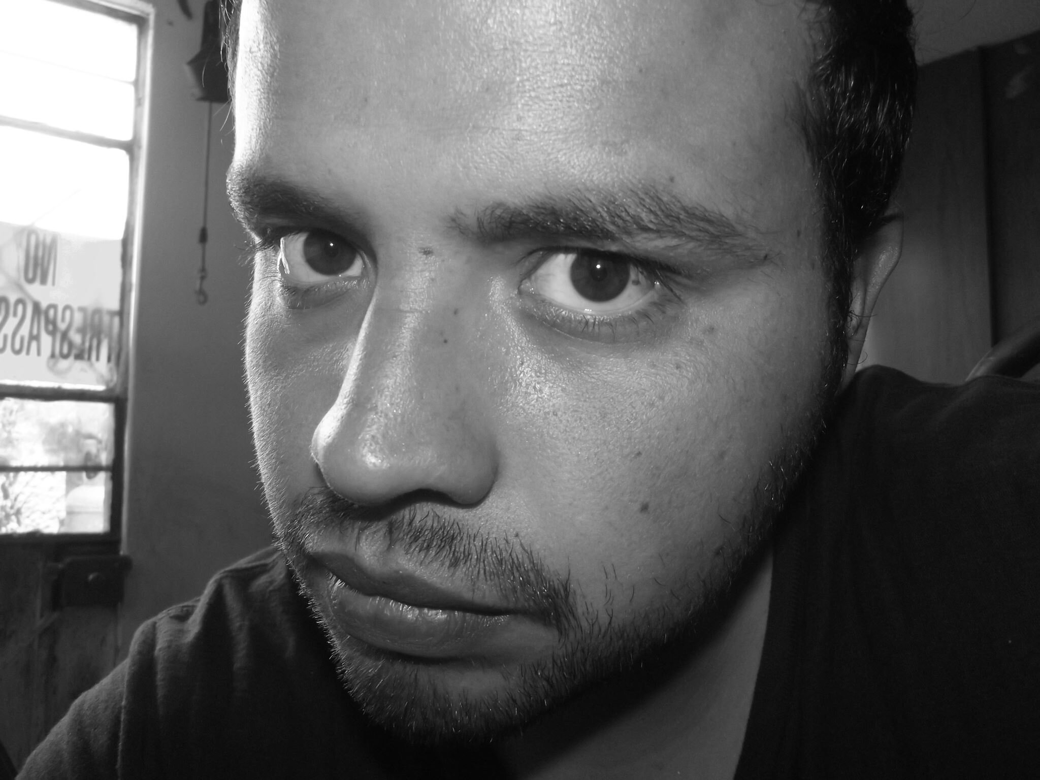 ROMANOFDZ's profile picture. 