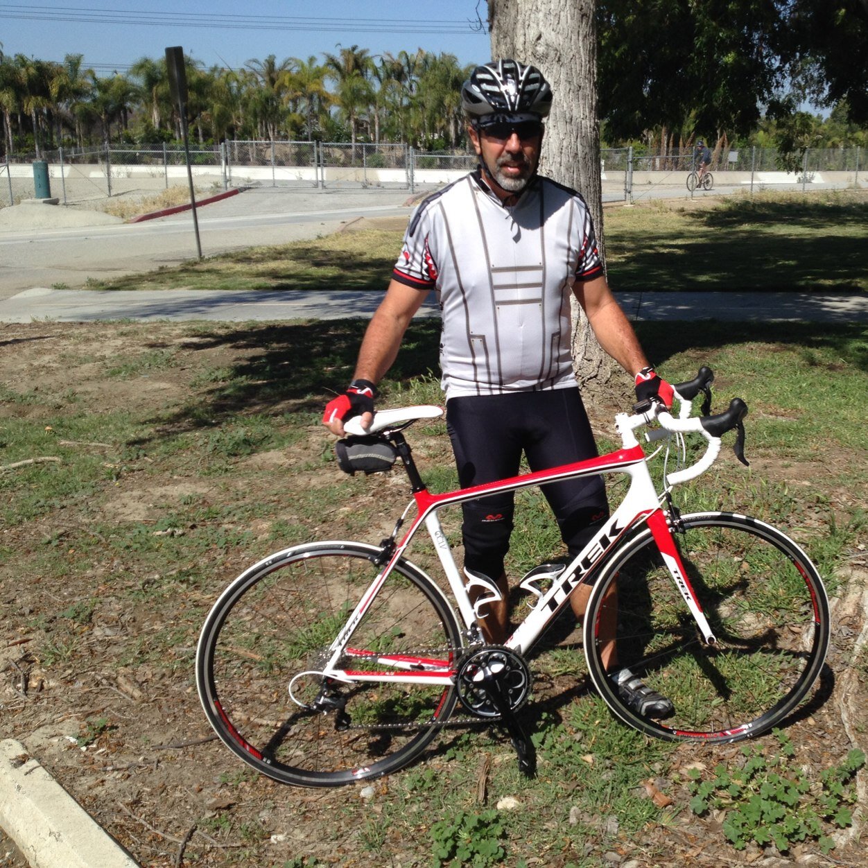 donbutkus's profile picture. 