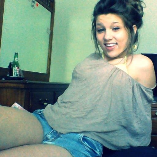 Im a down girl. I love to party. Softball is my sport. ~™ Pictures are my life . Follow me?(: