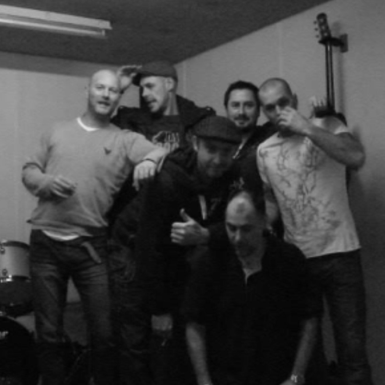 We are The Changelings ..'THE DOORS experiance' we are in Norwich. Email : changelings@live.co.uk ... Facebook : changelingslivechangelings Contact..07871324380