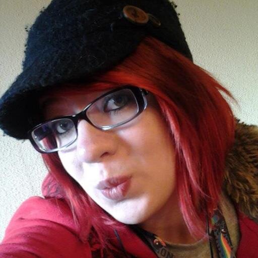21 - GT: iSteampunk - #CoDKnifer - #NothingButKnives - Avid #Gamerchick - #YuGiOhBam Star - YGO User: http://t.co/11W3PiAi5x