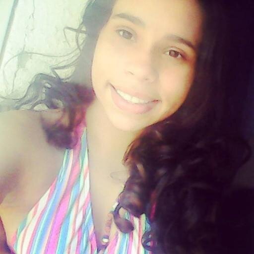 holaa   soy nayely ... si me sigues yo te sigo  un poco de mi me encanta   la musicaa  ♬..♬    y  AmOoo a  Romeo Santos  ♬..♬   ◔◡◔      ♥