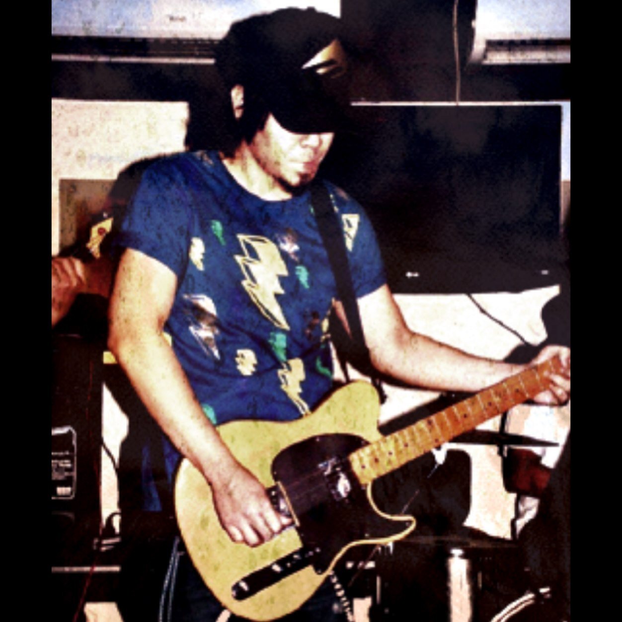 Guitarrer for Childstar band and haymaker! xbox addict and Ghostrider Fanatic!!