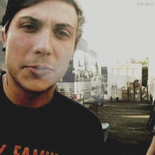 me gusta mcr. mi bff @mustdie6661

sos puto
