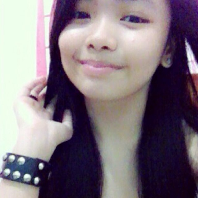 2nd acc :) Follow my First @Kyneshia19 I'll follow back ! ;)