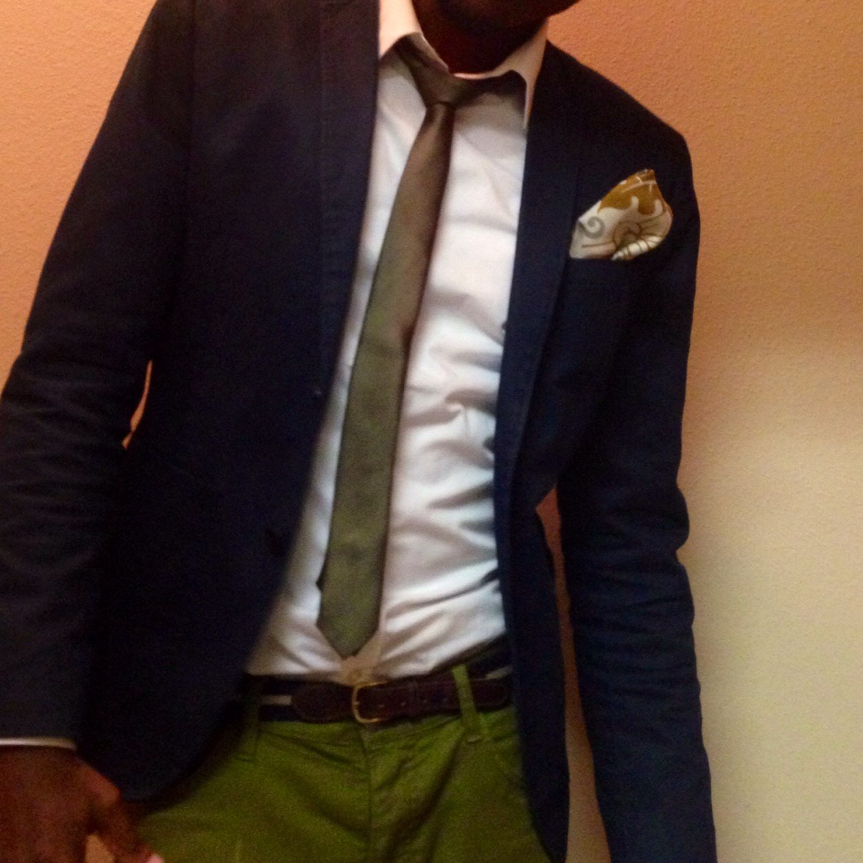 Jayqown11's profile picture. God is love & one love