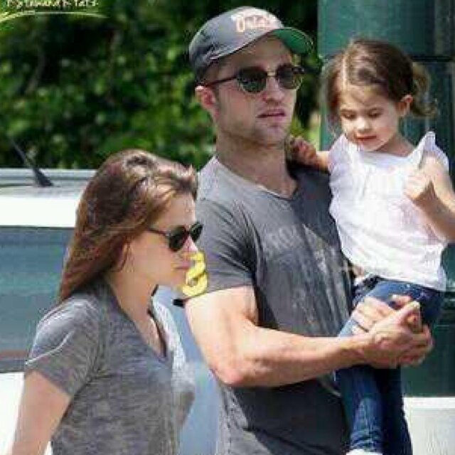 RebelIsabella's profile picture. The day I met @SuaveDazzler made this rebel fall for his suave ways. He is my everything. Engaged 22/08/12. Married 05/10/12. Mommy to @NataliaHopeC. (RP 18+)