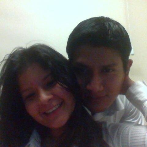 Felizmnt enamorada :) gracias a Dios xmi hermosa familia y mi beiooo novio Diego Miguel