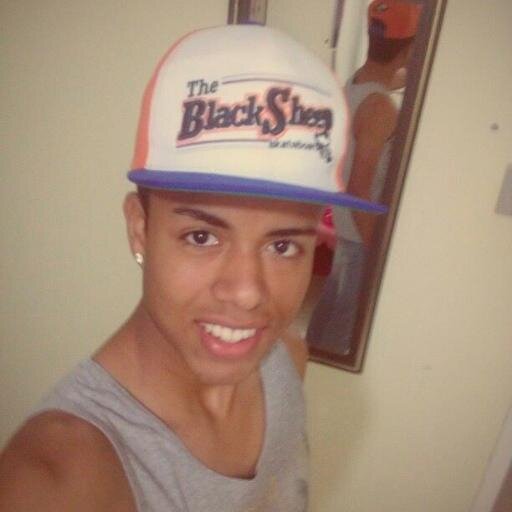 Safado eu ? Sou mesmo afinal todos nós somos , a diferença é que alguns não demonstram ;)