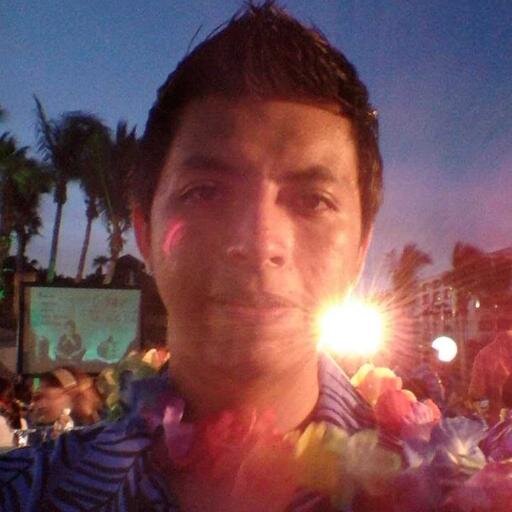 Amante de la vida, noctambulo social. Sólo una cosa vuelve imposible un sueño: El miedo a fracasar.