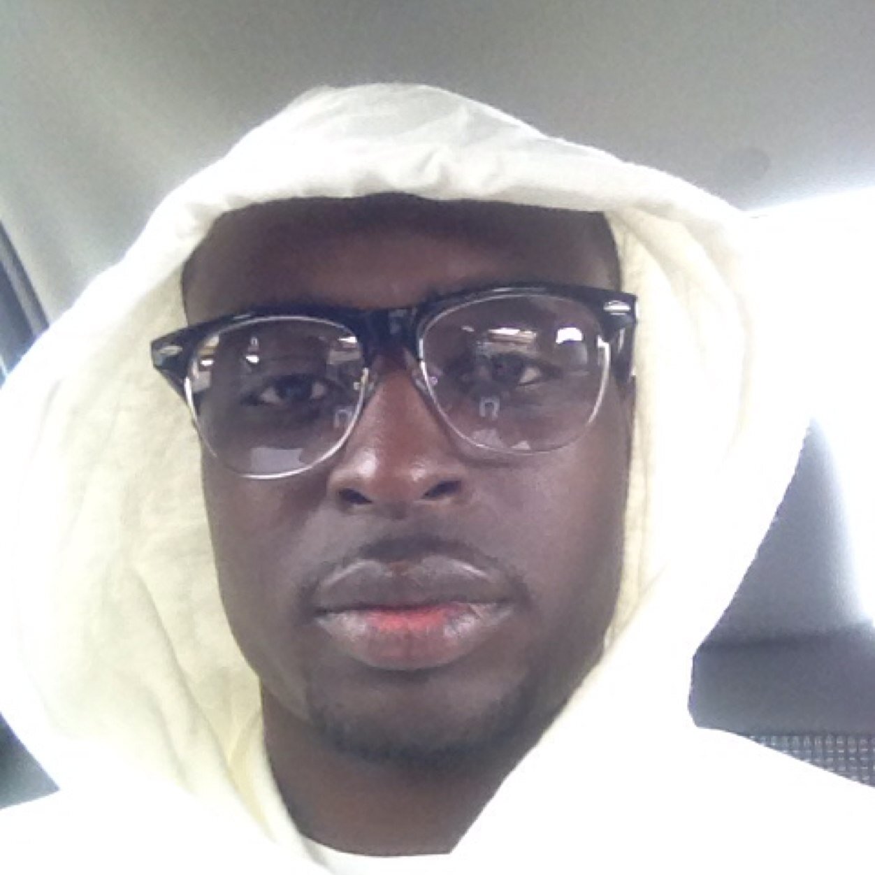 4_gee's profile picture. Hip hop artist out the mid west . Family God Music is wat makes uncle buc