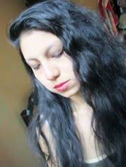 MarbeeAleejhand's profile picture. Si algo te lastima apartalo de tu vida, te dolera un tiempo, pero no toda la vida.