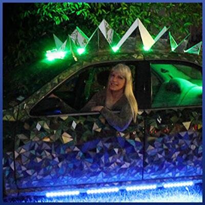 dinosauricus mosaicus - adventures with a stained glass art car