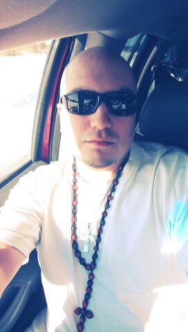 lazy_ii's profile picture. welder, fabricator,steel erector, herb smoker,finger flipper. just your everyday asshole.