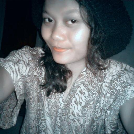 dewioktaviaaaa's profile picture. RaihanHasanArif
