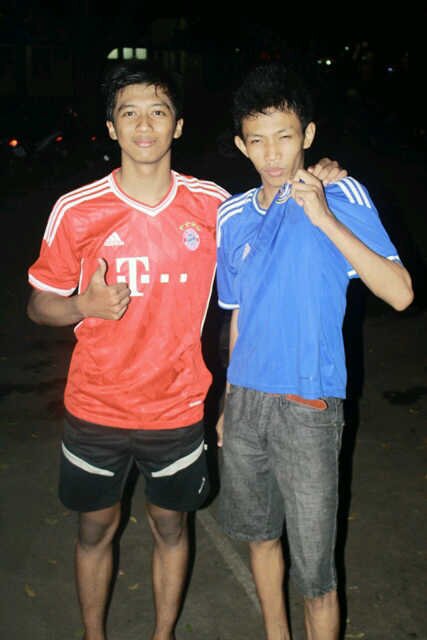 •Pribadi yg selalu berusaha untuk berfikir positif , percaya diri dan optimis• || @FCBayern ||#MiaSanMia