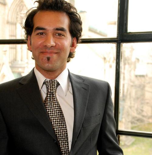 nhaque's profile picture. One of those thinking monkies in a concrete jungle.