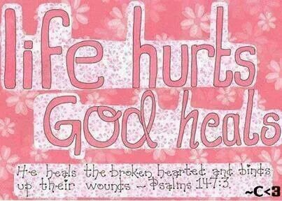 Tweets all kinds of qoutes you can relate of ✮ ❇ ❄ ❃ #TEAMFOLLOWBACK