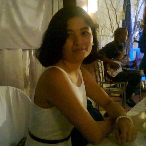a weird girl in a weird world... :)