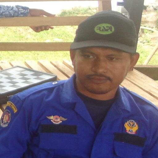 Pantang pulang sebelum api padam.