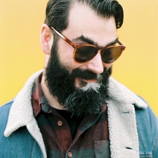 Wedding, editorial and lifestyle photographers. I love tattoos, motorcycles and rocknroll!