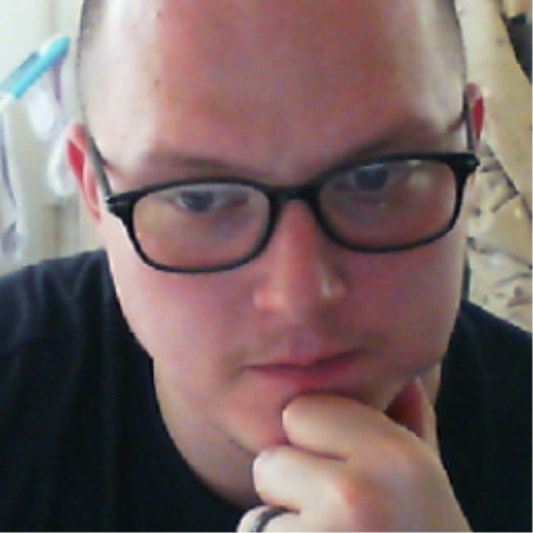 IanMac2212's profile picture. Balding and 2 kids... says it all right?