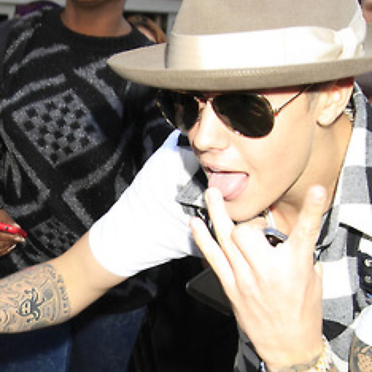 i´m a belieber and proud.