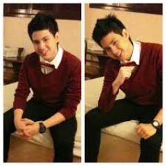 i love chicser,i love to play badminton ! Follow me and I Follow you back 3