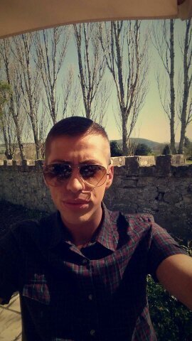 rwilson1990's profile picture. 