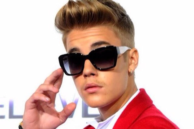 Follow plz! #lovethatbizzle i follow back @justinbieber u r my love forever ❤️
In love with pretty little liars Jason ❤️ 
Dream place to live:Rosewood